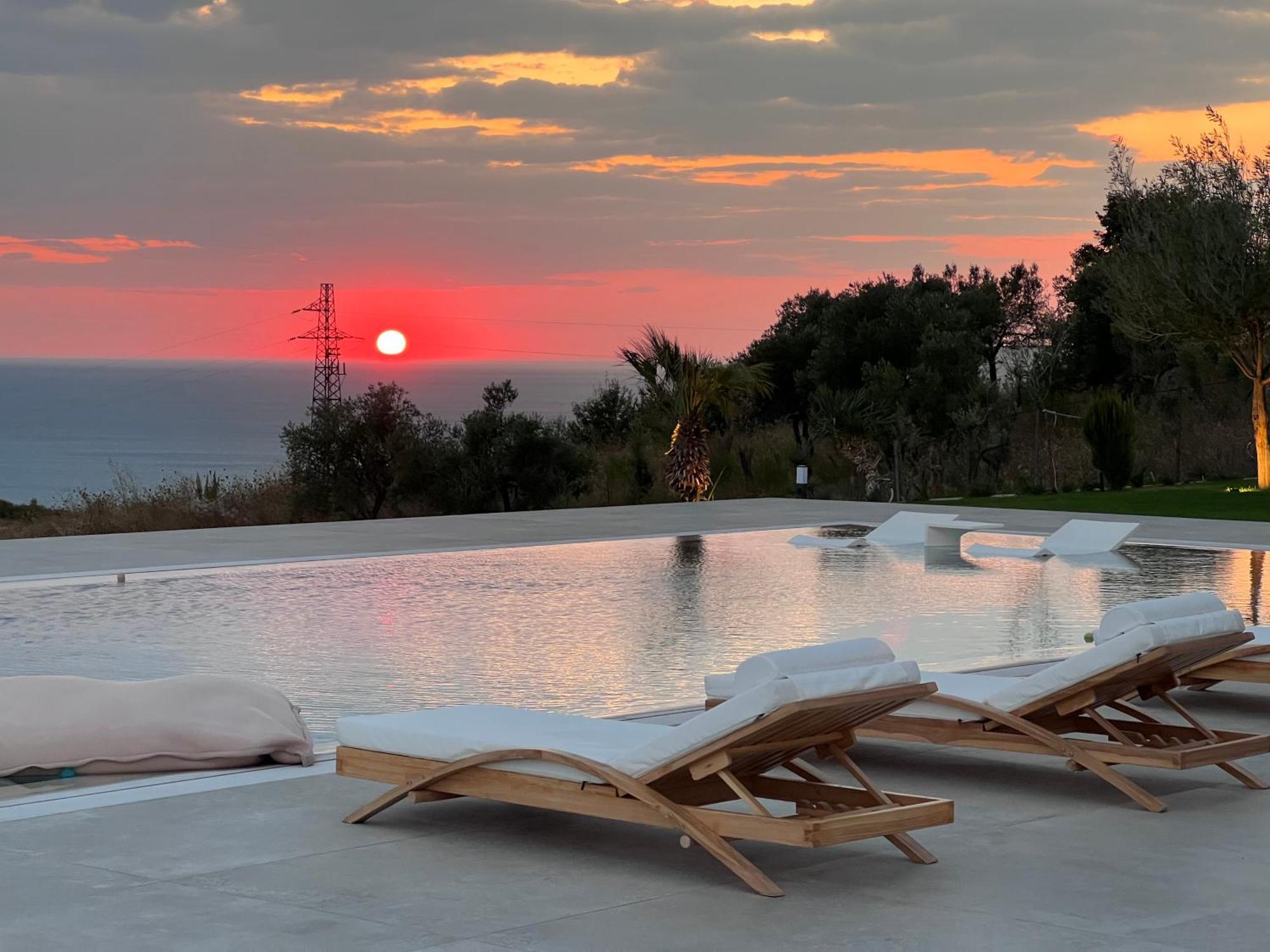 Villa Esmi Durres Kryemedhej Exterior photo