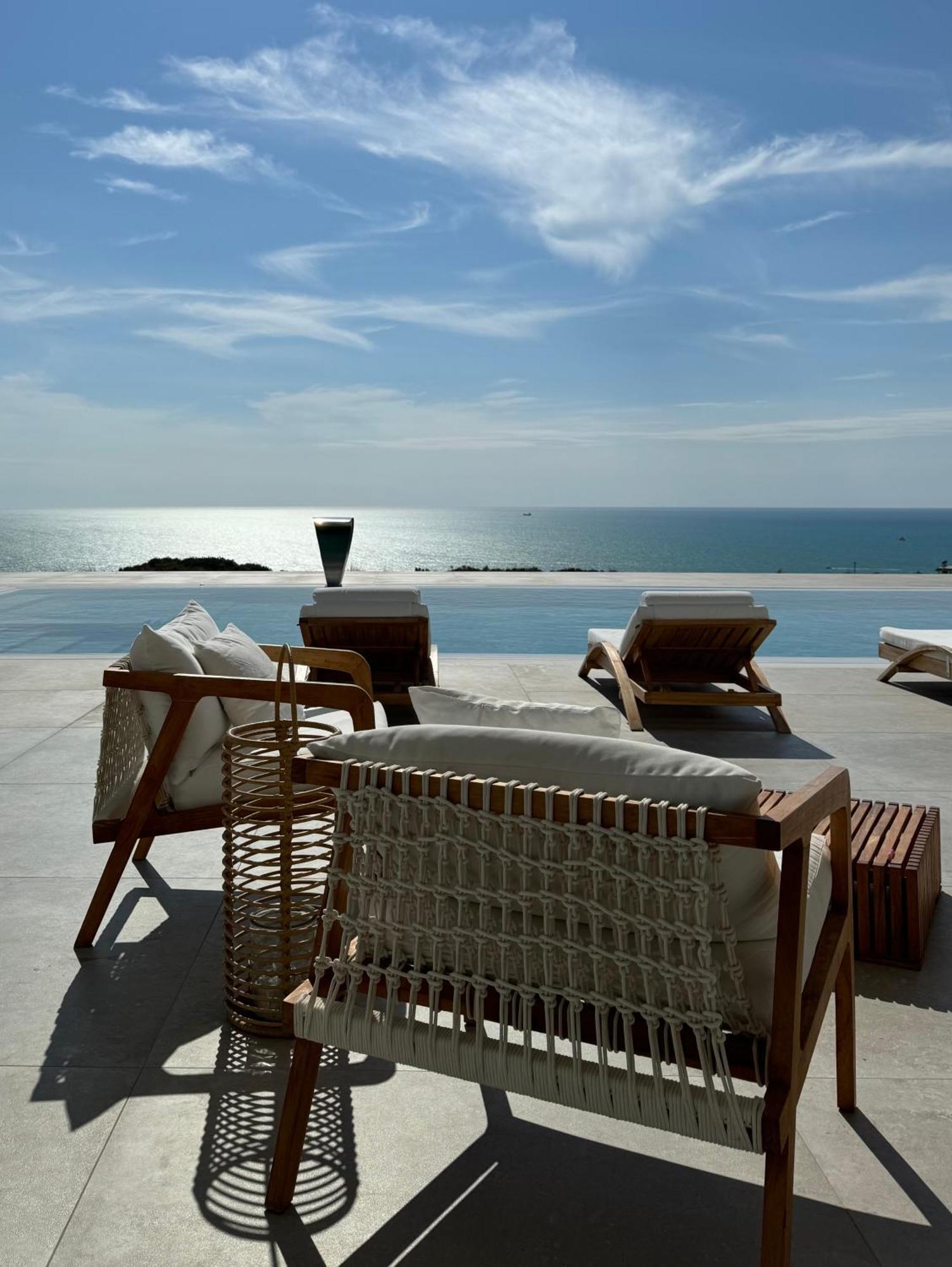 Villa Esmi Durres Kryemedhej Exterior photo