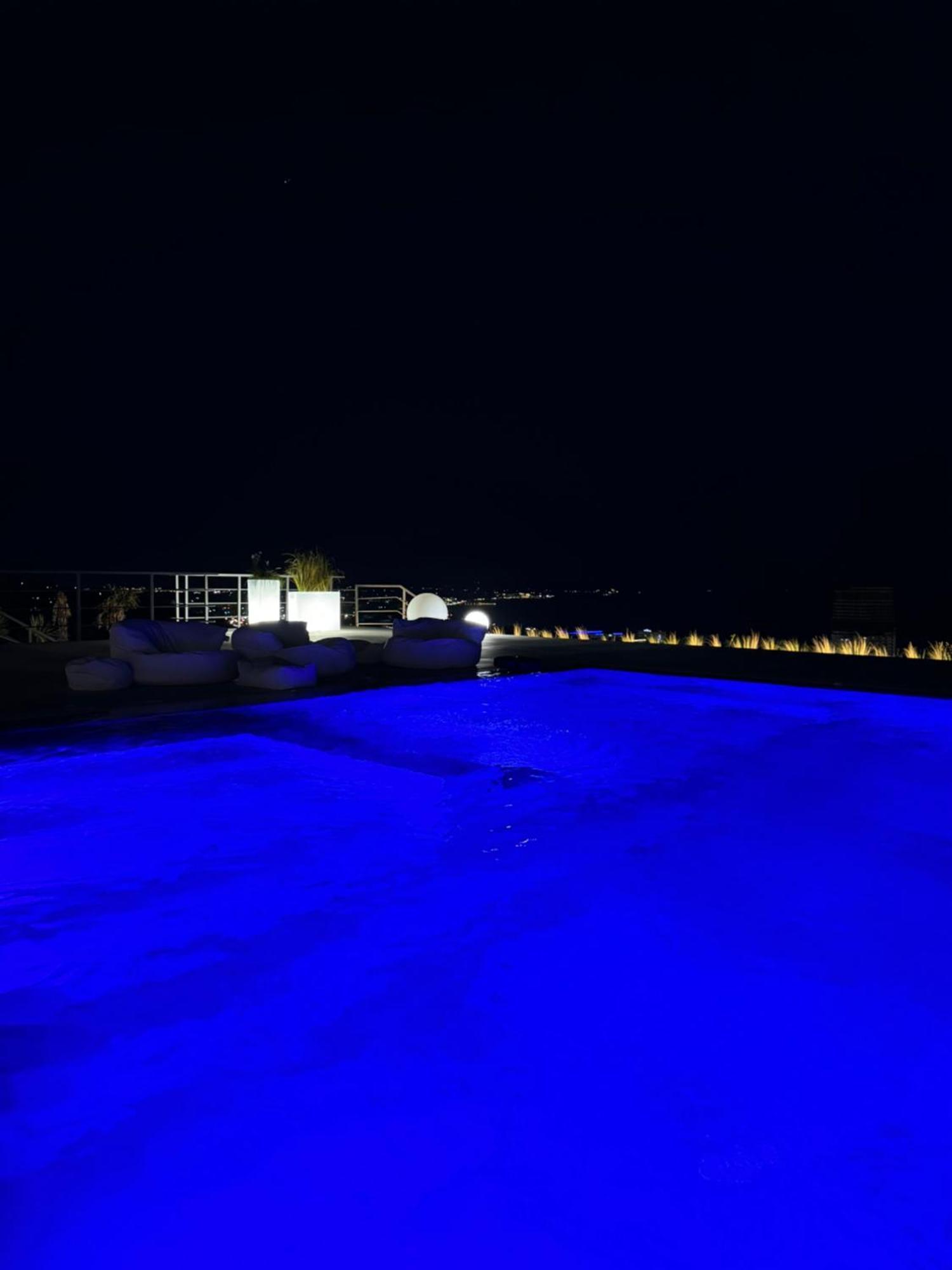 Villa Esmi Durres Kryemedhej Exterior photo