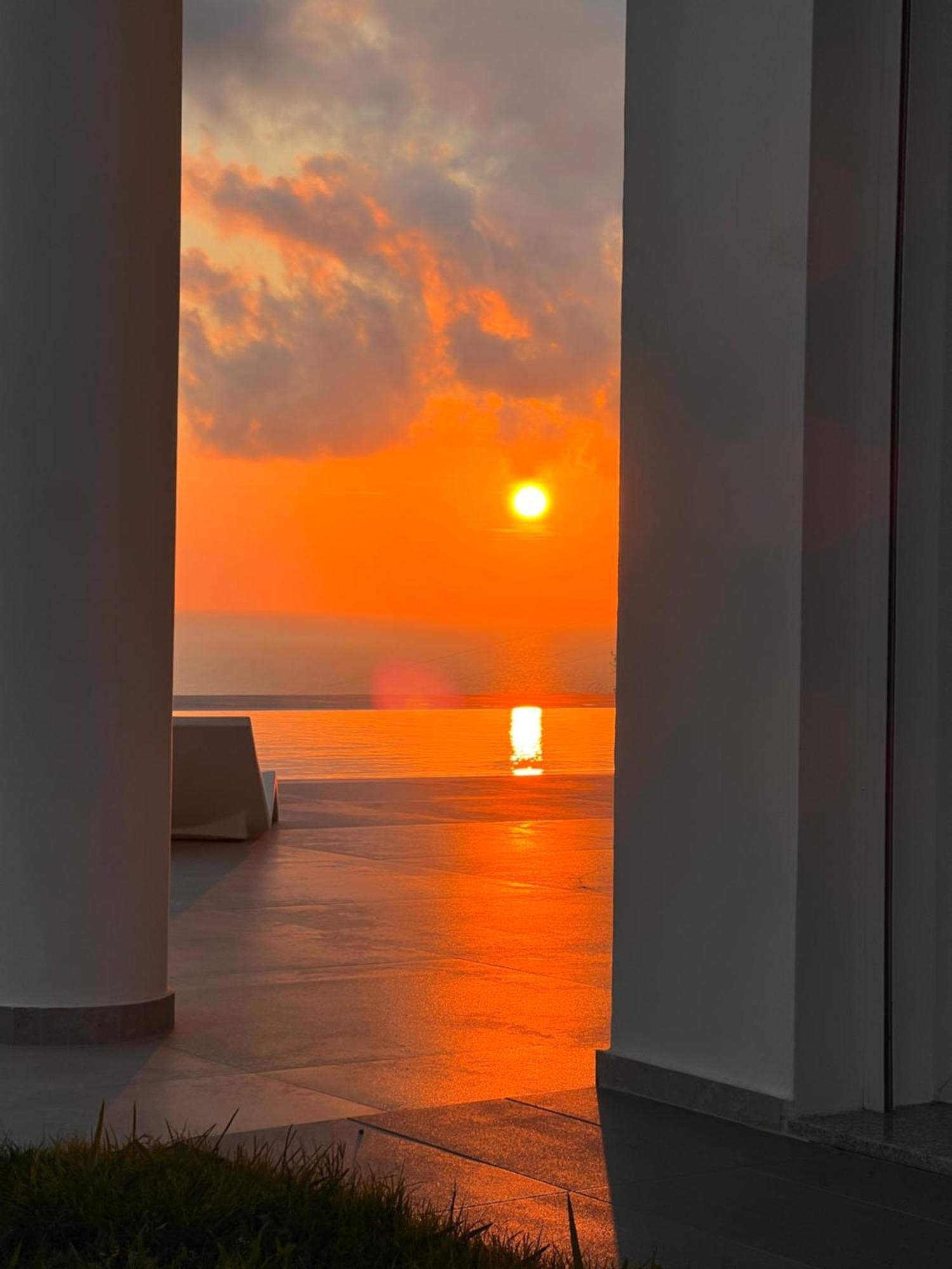 Villa Esmi Durres Kryemedhej Exterior photo